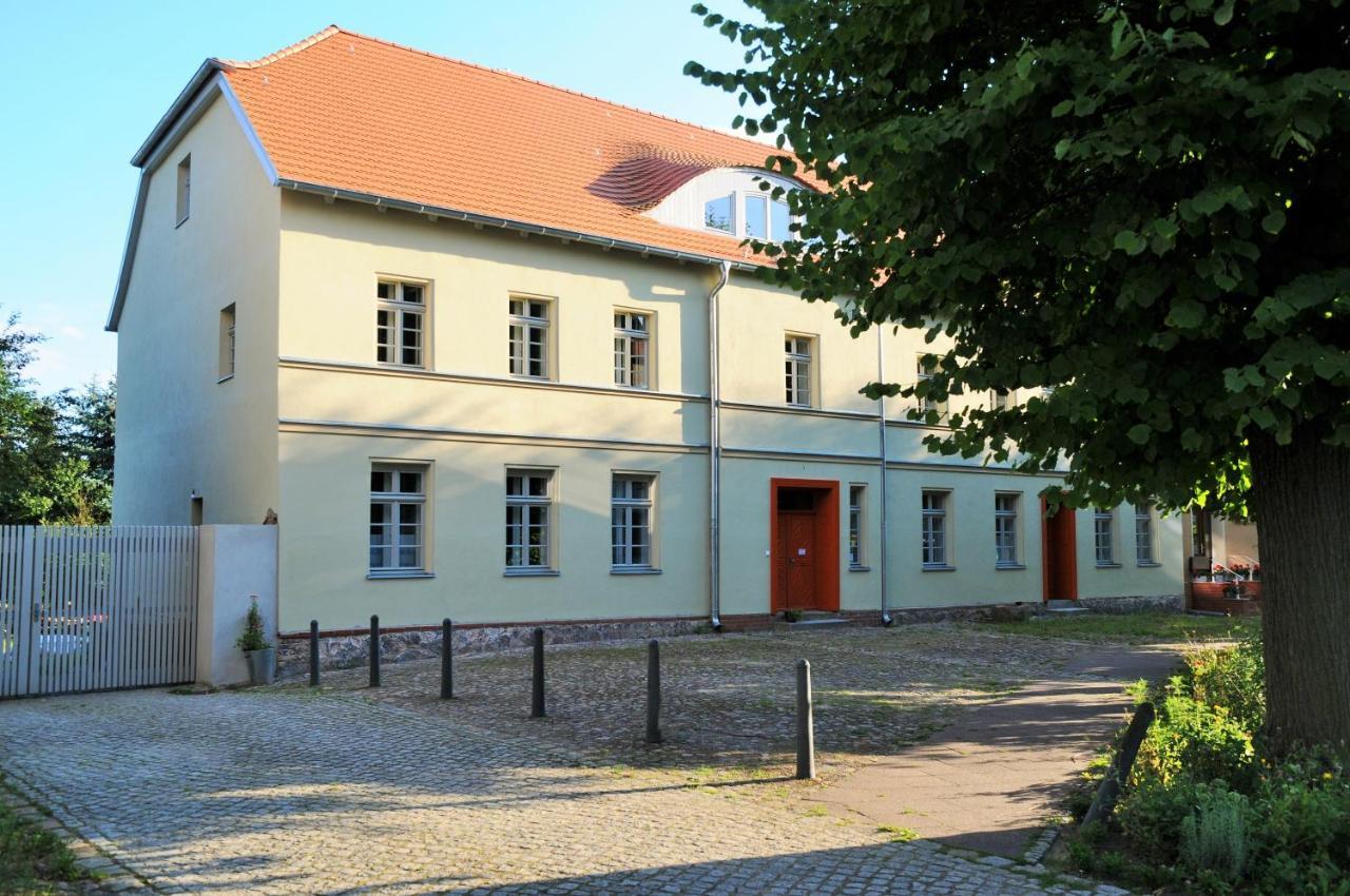 Mirabellenhof - Kleine Ferienwohnung Mit Altstadtblick Biesenthal Kültér fotó